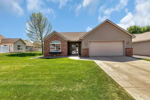 223 Glenview Loop, Saint Cloud, MN 56303 - Photo 1