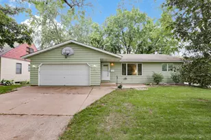 800 5th St W, Hastings, MN 55033 - Photo 1