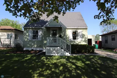 228 Oak Street, Breckenridge, MN 56520 - Photo 1