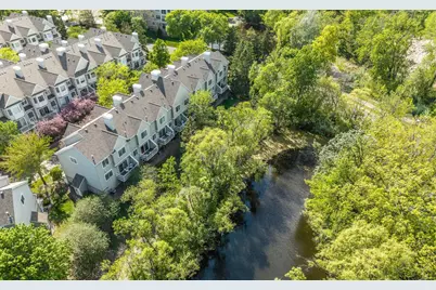 713 Fairfield Circle, Minnetonka, MN 55305 - Photo 1