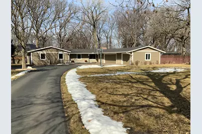 201 Edgecumbe Drive, Mahtomedi, MN 55115 - Photo 1