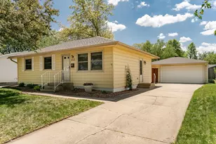 952 16 1/4 Street SE, Rochester, MN 55904 - Photo 1