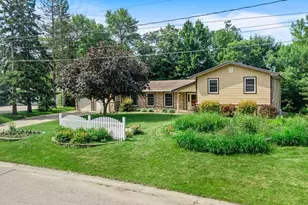 331 Sunset Ln N, Cambridge, MN 55008 - Photo 1