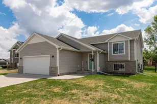 802 10th St NE, Kasson, MN 55944 - Photo 1