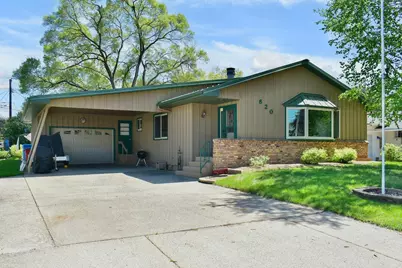 820 49th Avenue, Goodview, MN 55987 - Photo 1