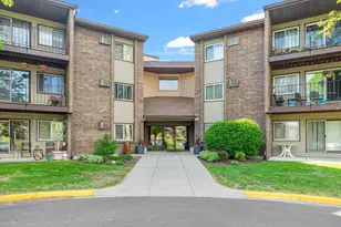 3425 Golfview Dr, Eagan, MN 55123 - Photo 1