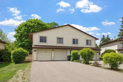 2495 Woodbridge Street, Roseville, MN 55113 - Photo 1