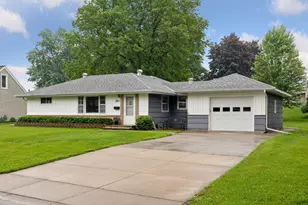 2925 W 87 1/2 St, Bloomington, MN 55431 - Photo 1