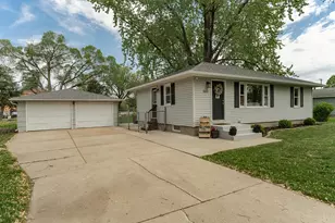 1613 25th St SE, Rochester, MN 55904 - Photo 1