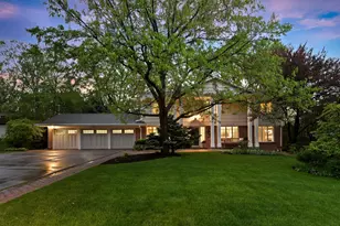 5705 Camelback Dr, Edina, MN 55436 - Photo 1