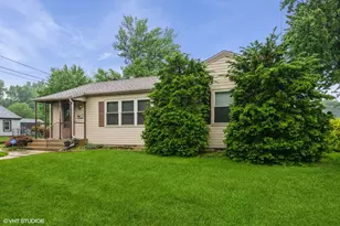 718 Atwood St S, Shakopee, MN 55379 - Photo 1