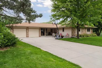 420 Santa Fe Circle, Chanhassen, MN 55317 - Photo 1