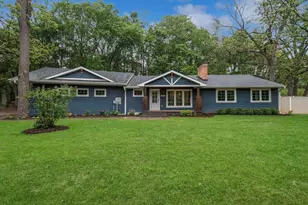 5078 Vine Hill Rd, Deephaven, MN 55331 - Photo 1