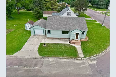 400 Lafayette Avenue S, Fulda, MN 56131 - Photo 1