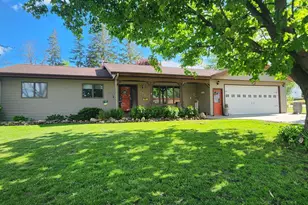 509 3rd Ave, Goodhue, MN 55027 - Photo 1