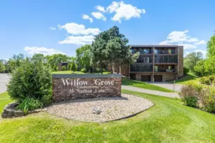 35 Nathan Ln N, Plymouth, MN 55441 - Photo 1