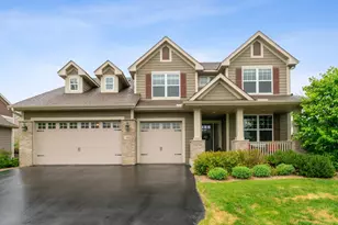 1482 Camden Ridge Dr, Chanhassen, MN 55317 - Photo 1