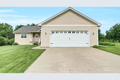 1426 Woodland Way, Lake City, MN 55041 - Photo 1