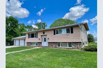 351 5th Street S, Franklin, MN 55333 - Photo 1