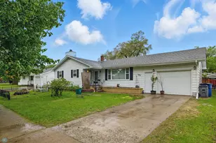 1013 15 1/2 Street N, Moorhead, MN 56560 - Photo 1