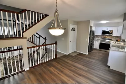 809 Russell Avenue N, Minneapolis, MN 55411 - Photo 1