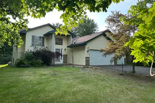 6501 Douglas Dr N, Brooklyn Park, MN 55429 - Photo 1