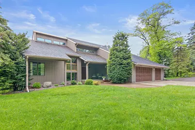 1515 18th Avenue, Pleasant Valley Township, WI 54022 - Photo 1