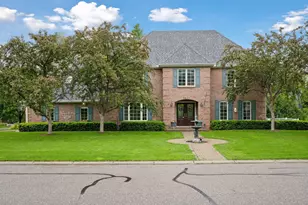 1511 Colleen Ave, Arden Hills, MN 55112 - Photo 1