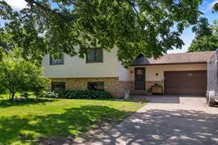 608 8th St NW, Buffalo, MN 55313 - Photo 1