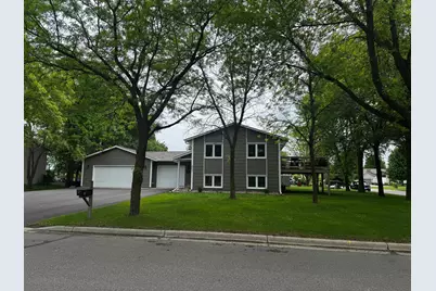 802 N Estates Avenue, Litchfield, MN 55355 - Photo 1