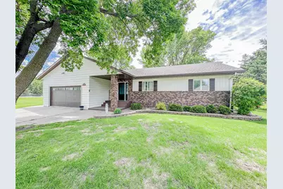 731 Grove Avenue, Bird Island, MN 55310 - Photo 1