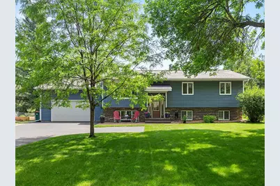 806 Grandview Drive, Hudson, WI 54016 - Photo 1