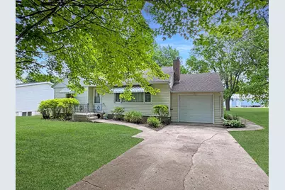 121 West Street N, Lake Wilson, MN 56151 - Photo 1