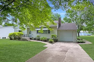 121 W St N, Lake Wilson, MN 56151 - Photo 1