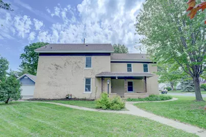 409 Shakopee Avenue E, Shakopee, MN 55379 - Photo 1