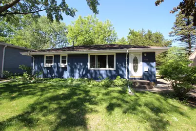 3249 Zane Avenue N, Crystal, MN 55422 - Photo 1