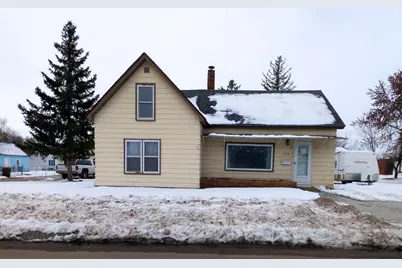 434 E Main Street, Perham, MN 56573 - Photo 1