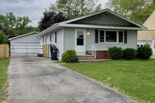 4155 W 7th St, Goodview, MN 55987 - Photo 1