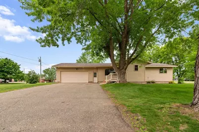 419 2nd Avenue SW, Melrose, MN 56352 - Photo 1