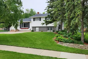 704 19th Ave SW, Willmar, MN 56201 - Photo 1