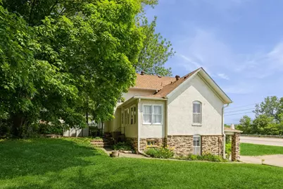 122 Woodland Drive, Chaska, MN 55318 - Photo 1