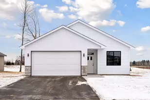 631 7th Ave NE, Isanti, MN 55040 - Photo 1