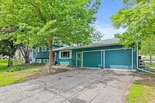 1517 W River St, Monticello, MN 55362 - Photo 1