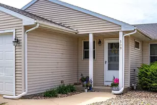 509 Clyde St, West Concord, MN 55985 - Photo 1