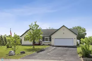 1133 Garnet Blvd, Detroit Lakes, MN 56501 - Photo 1