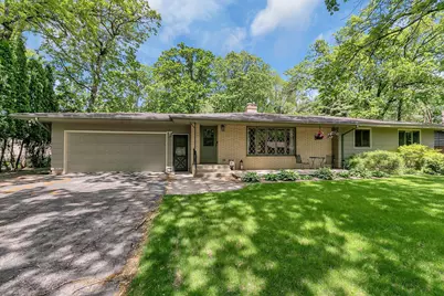 725 N Park Place, Saint Cloud, MN 56301 - Photo 1