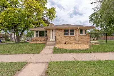 555 Arlington Avenue W, Saint Paul, MN 55117 - Photo 1