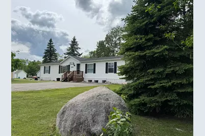 1616 4th Avenue, International Falls, MN 56649 - Photo 1