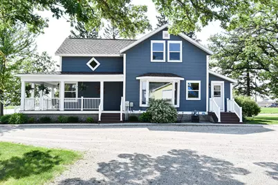 521 1st Street W, Thief River Falls, MN 56701 - Photo 1