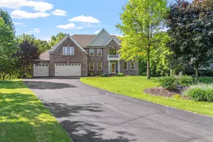 9256 Gateway Ln, Eden Prairie, MN 55347 - Photo 1